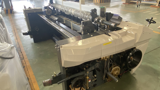 1000 دورة في الدقيقة غير المنسوجة الآلات Water Jet تلوح في الأفق 170 سم آلة النسيج الصناعية