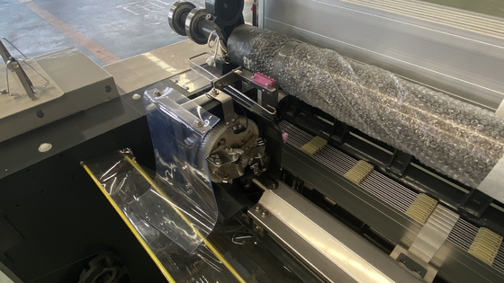 1000 دورة في الدقيقة غير المنسوجة الآلات Water Jet تلوح في الأفق 170 سم آلة النسيج الصناعية